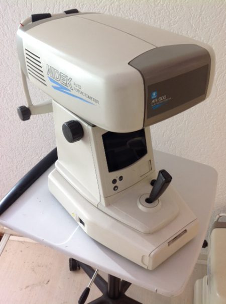Nidek AR 600