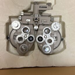 Topcon VT 10  Manual Phoropter Vision Tester